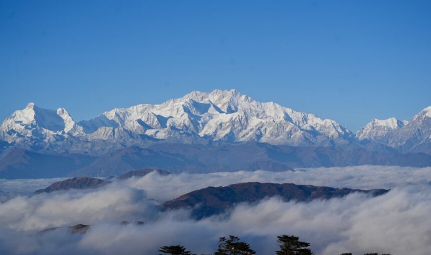 Discover Sandakphu: A Trekker’s Paradise in West Bengal