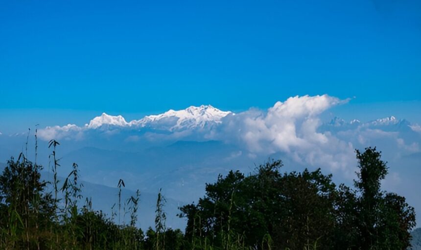 Experience the Magic of Dhotrey: Offbeat Destination Near Darjeeling